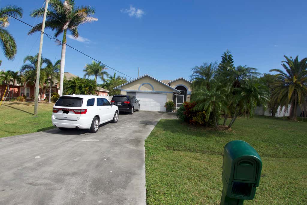 Photo of 1925 SE Berkshire Boulevard, Port Saint Lucie, FL 34952 (MLS # R10937308)