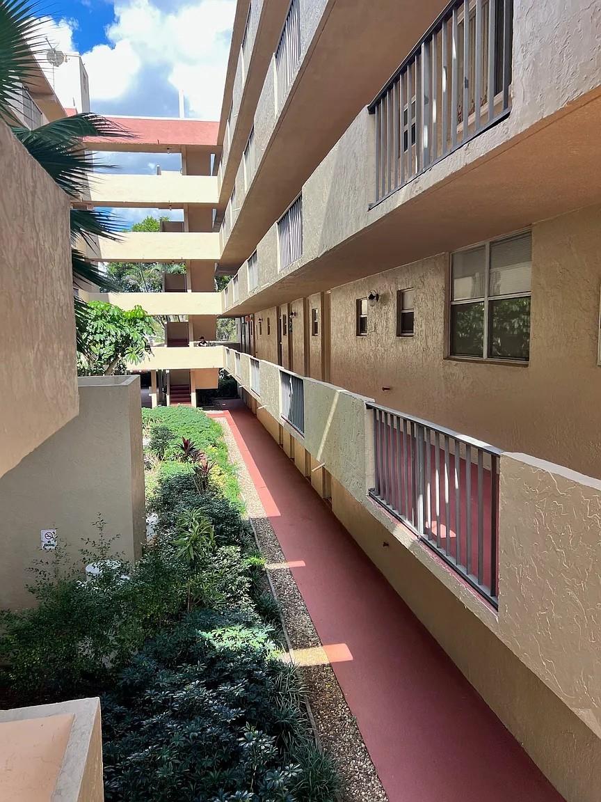 Polynesian Gardens Condo - Residential Lease