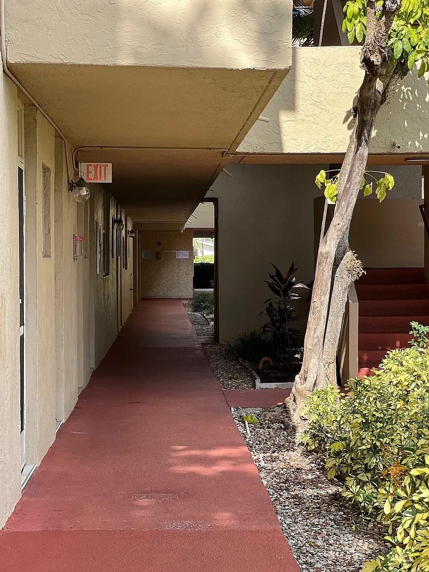 Polynesian Gardens Condo - Residential Lease