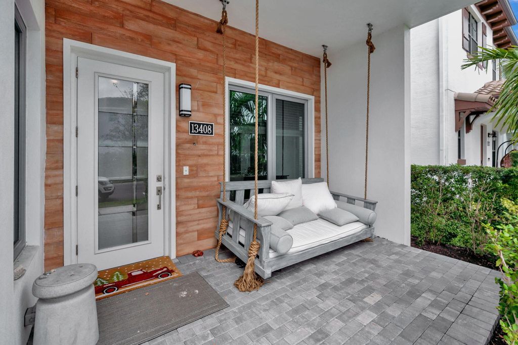 Photo of 13408 Bernoulli Way, Palm Beach Gardens, FL 33418 (MLS # R11058016)