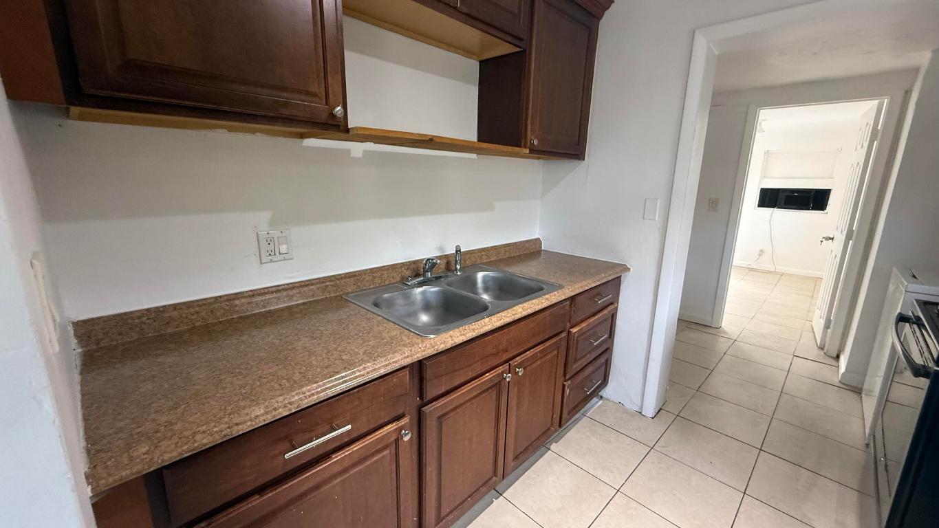 TOURIST NOOK DELRAY - Residential