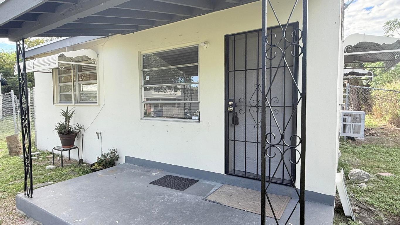 TOURIST NOOK DELRAY - Residential