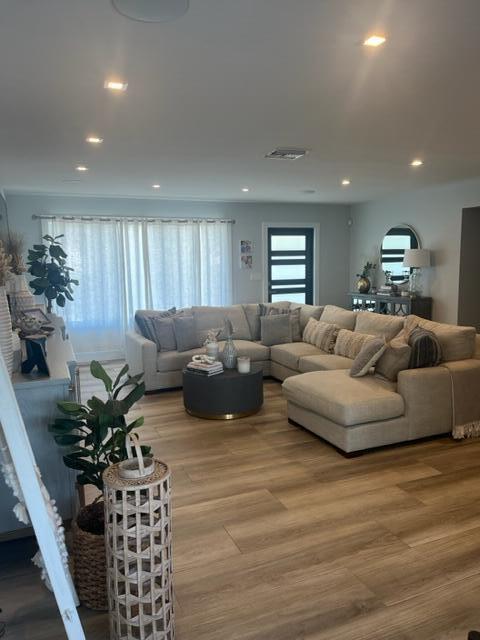 LEWIS SHORE ESTATES 3 - Residential Lease