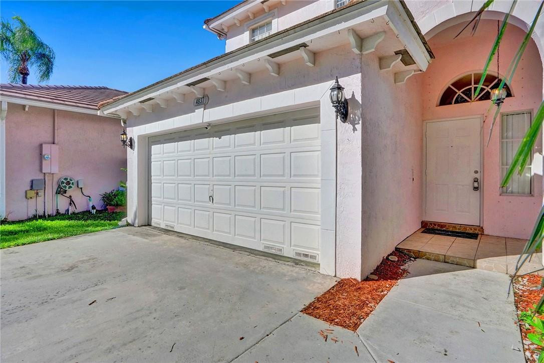 LYONS WEST - Residential