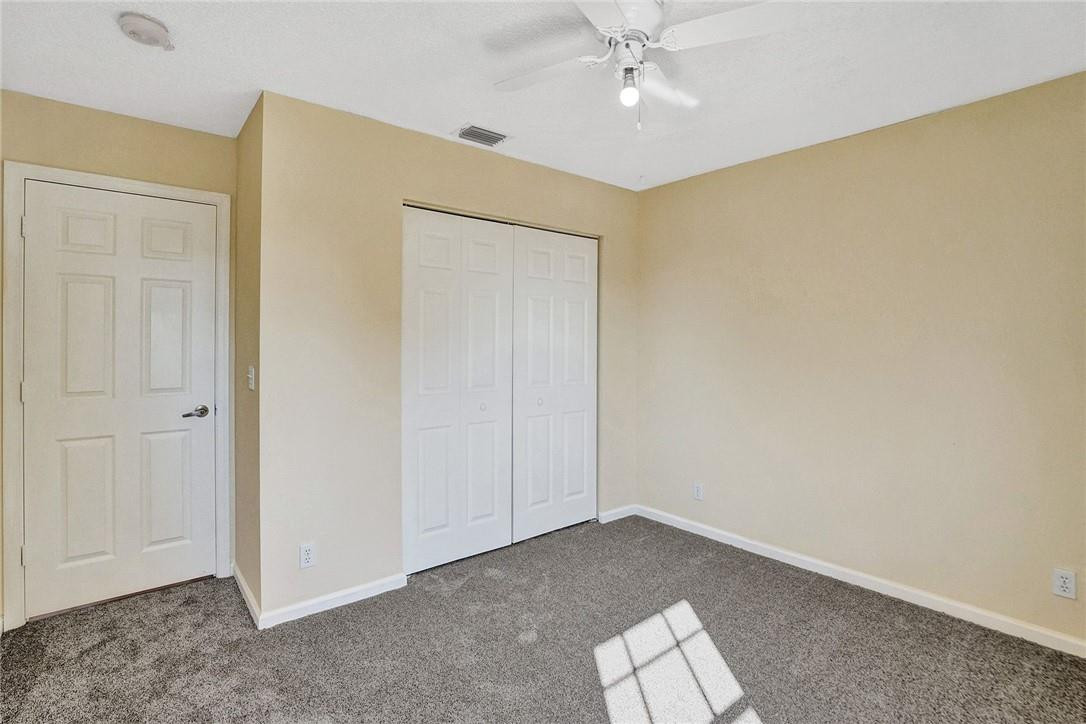 LYONS WEST - Residential