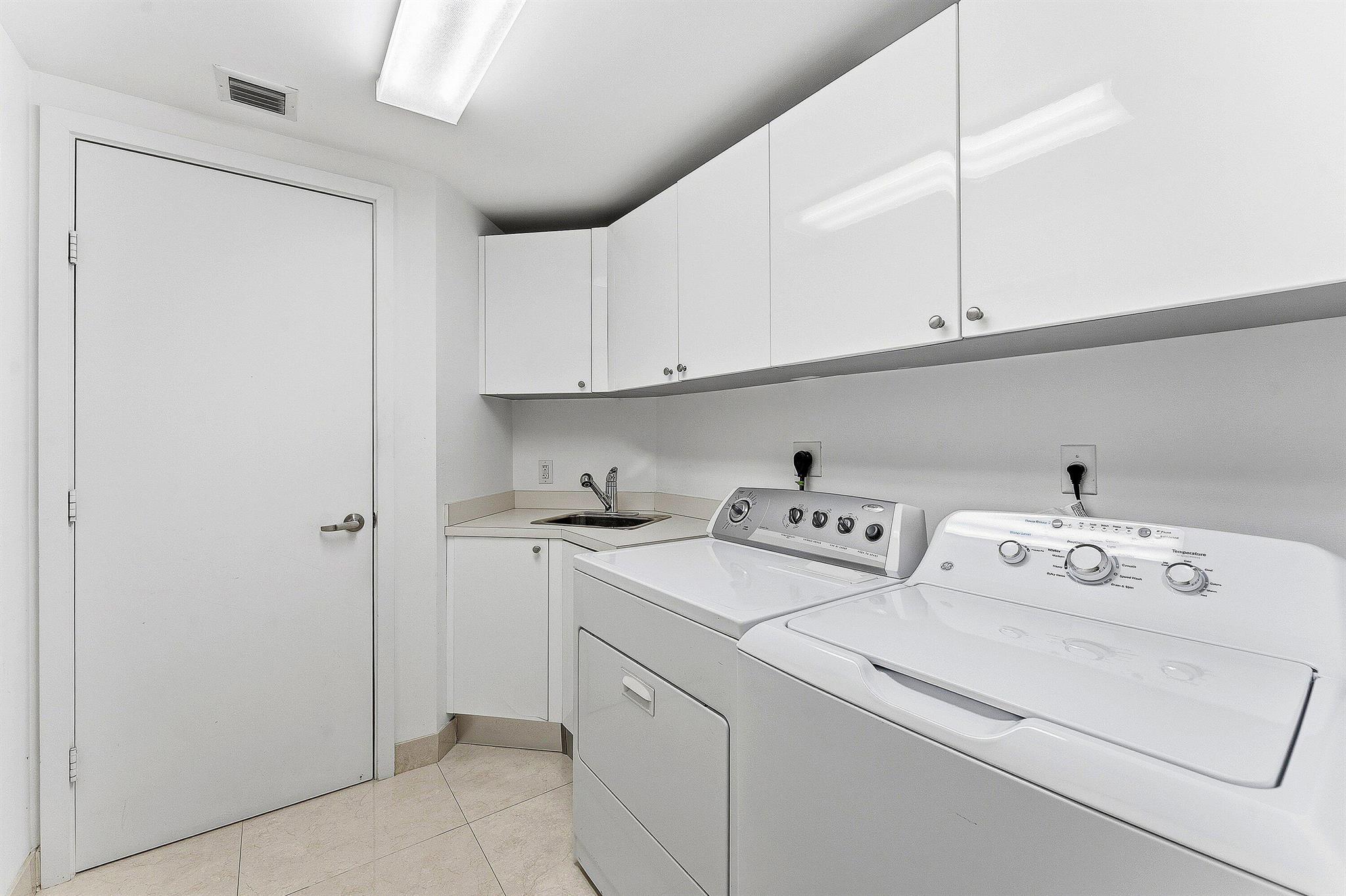 LANDMARK AT THE GARDENS C - Residential