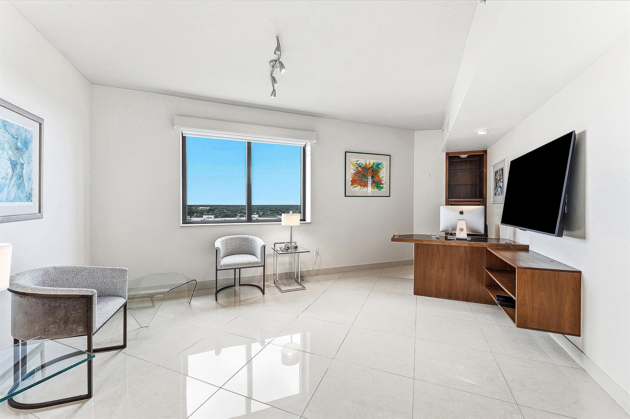 LANDMARK AT THE GARDENS C - Residential