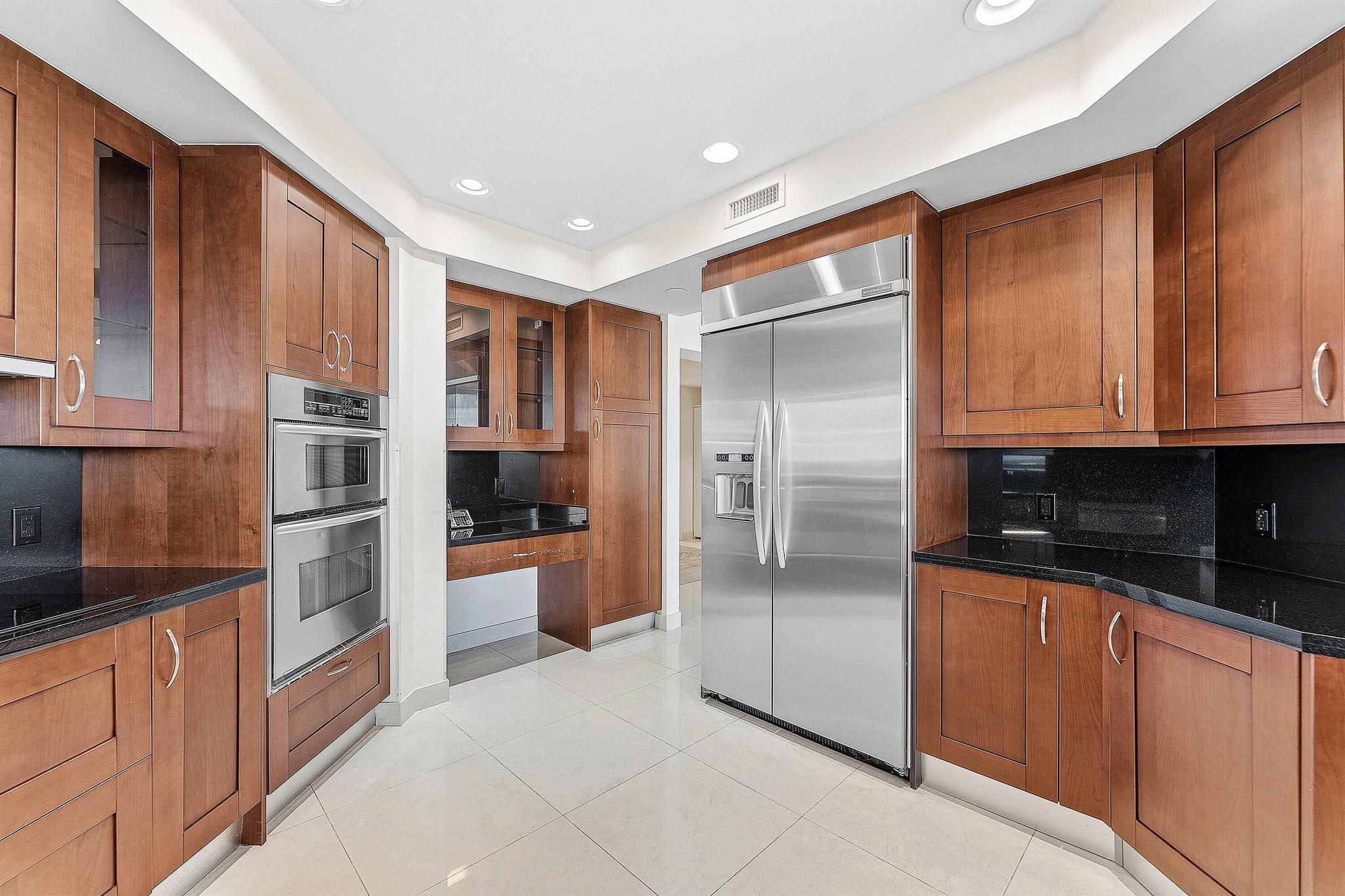 LANDMARK AT THE GARDENS C - Residential