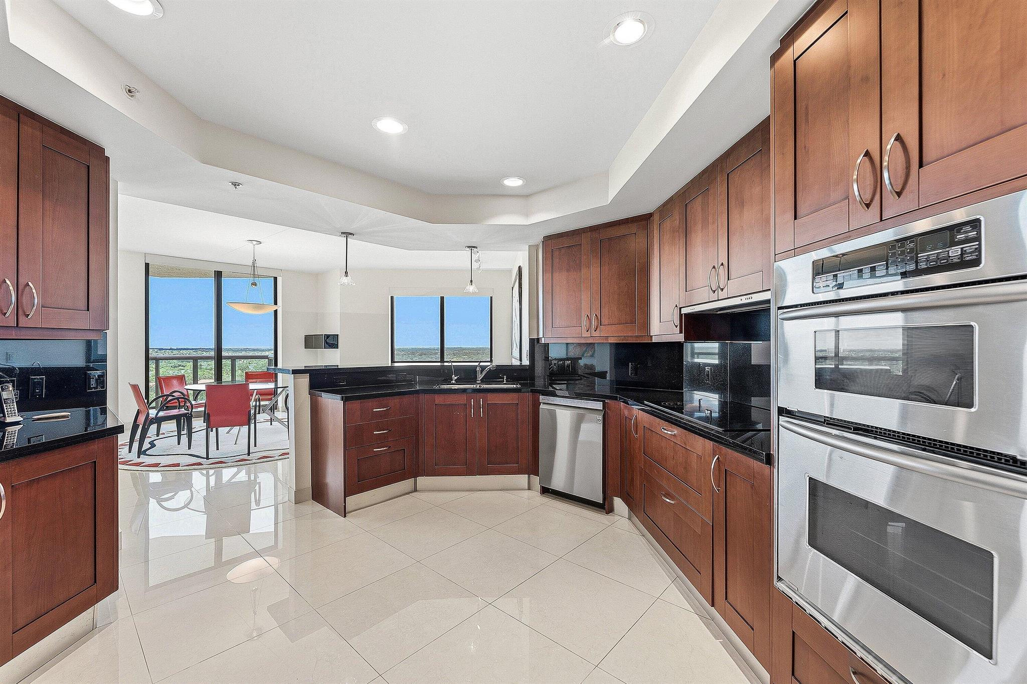 LANDMARK AT THE GARDENS C - Residential