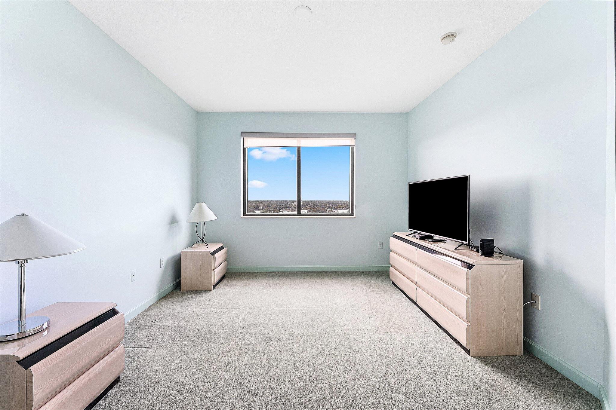 LANDMARK AT THE GARDENS C - Residential