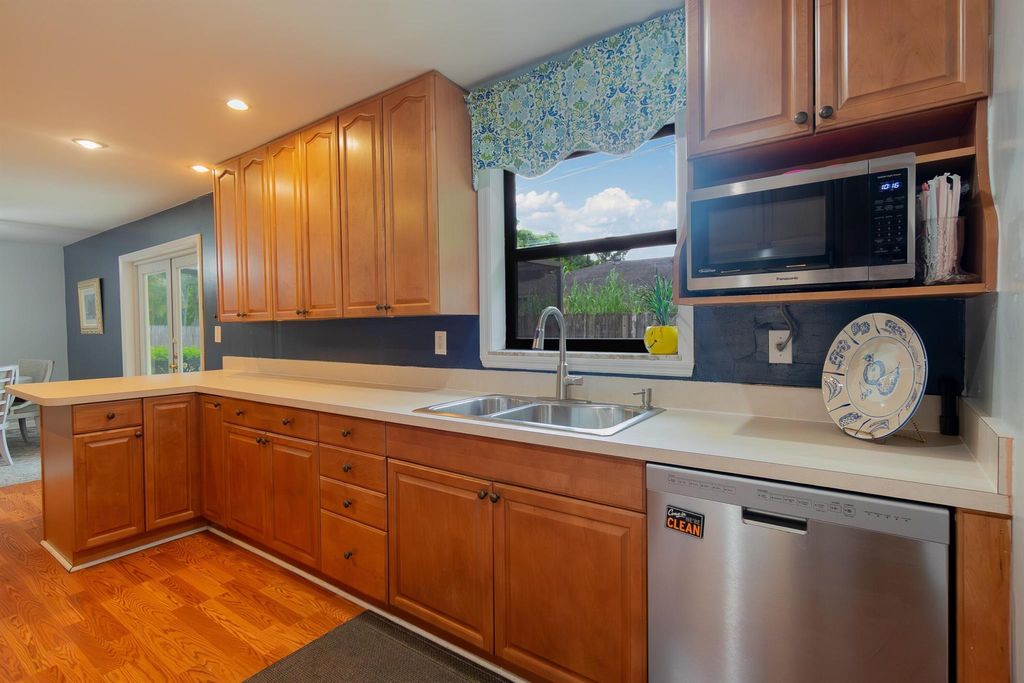 Photo of 9240 Honeywell Road, Lake Worth, FL 33467 (MLS # R11117596)