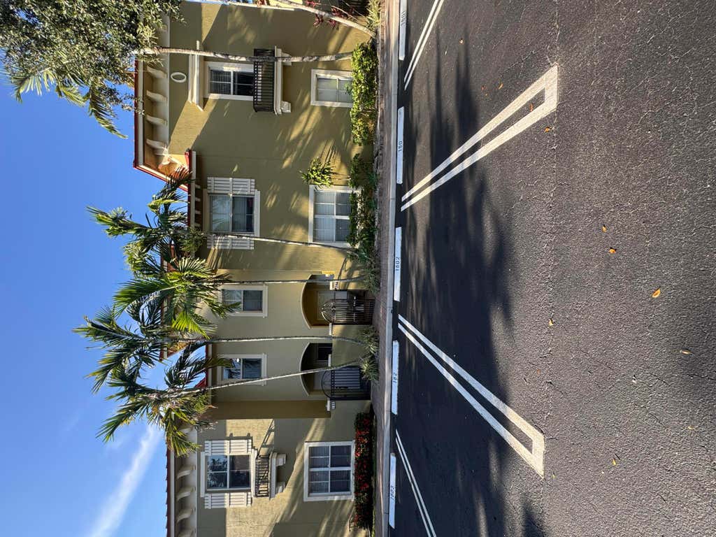 Photo of 162 Lake Monterey Circle, Boynton Beach, FL 33426 (MLS # B26057724)