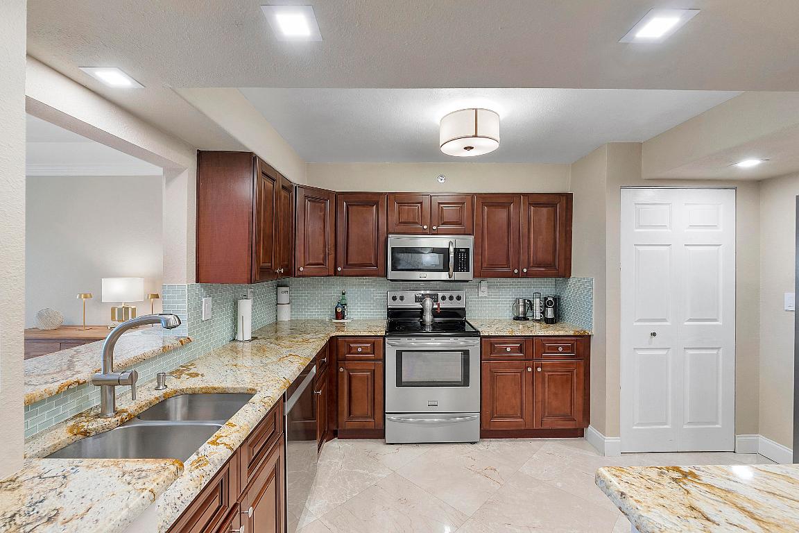 Esplanade - Residential