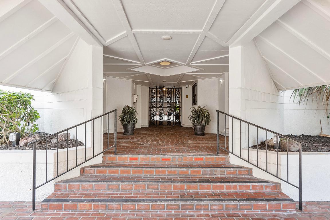 Esplanade - Residential