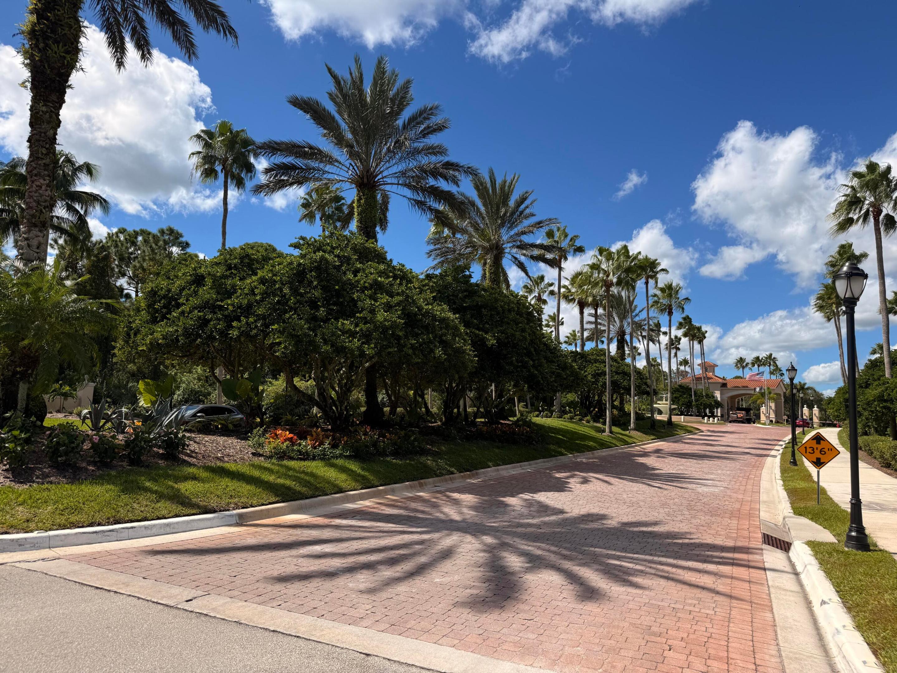 CASCADES AT ST LUCIE WEST PHASE 1 ST LUCIE WEST PL - Residential