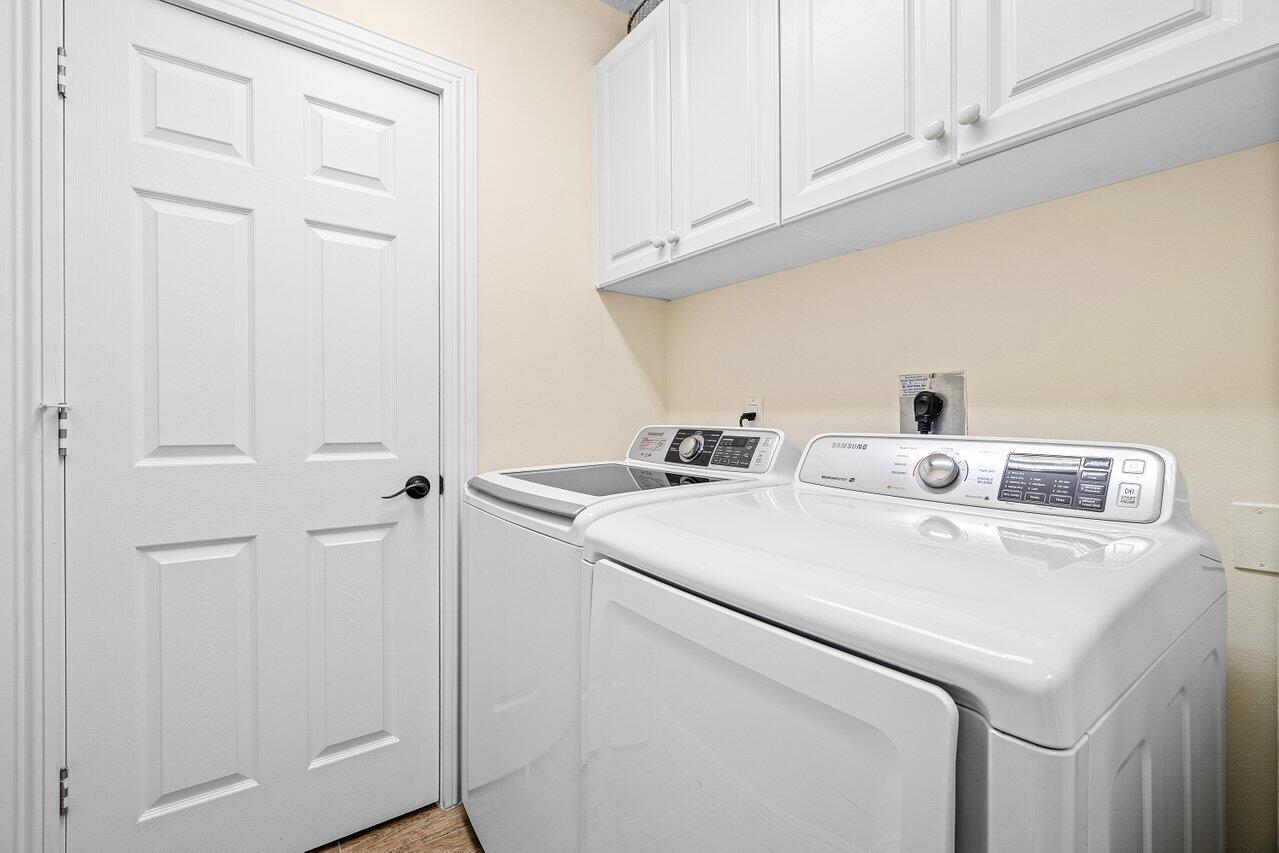 CITY WALK AT PINEAPPLE GR - Residential