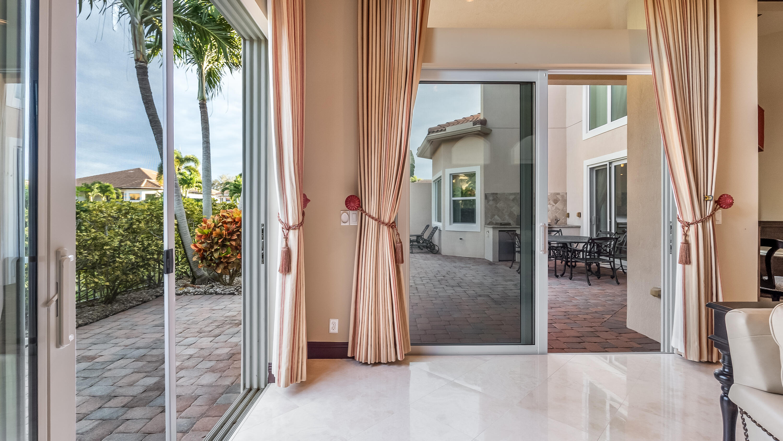 Azura - Residential Lease