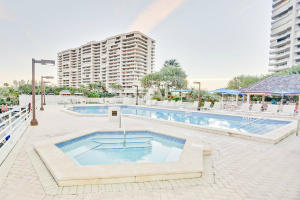 SEA RANCH CLUB OF BOCA II CONDO - Residential