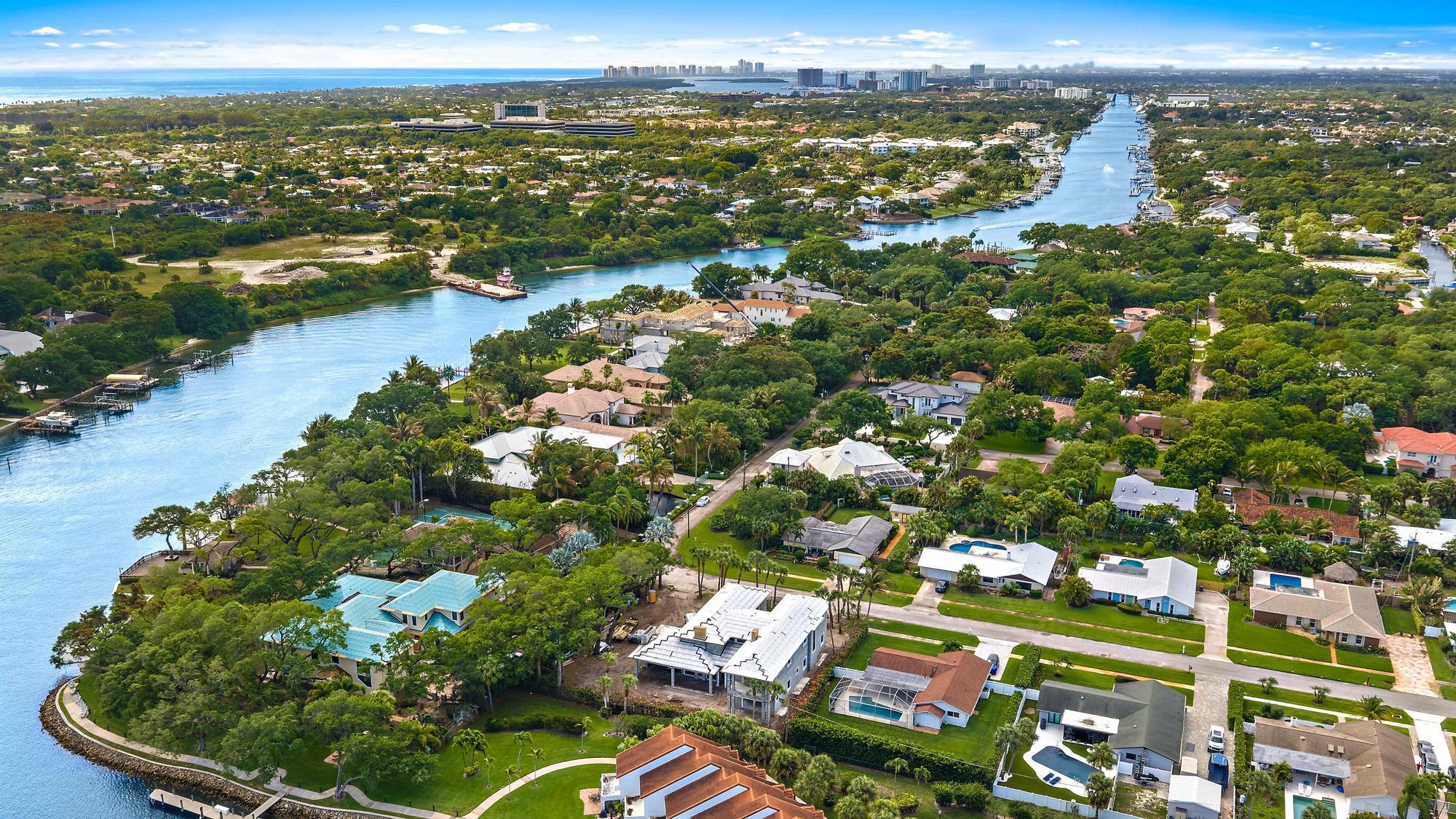 WINDSOR EST - Residential