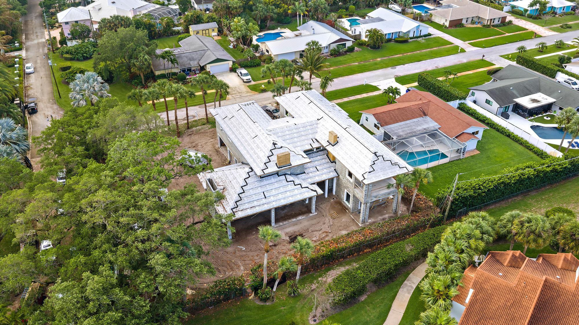 WINDSOR EST - Residential