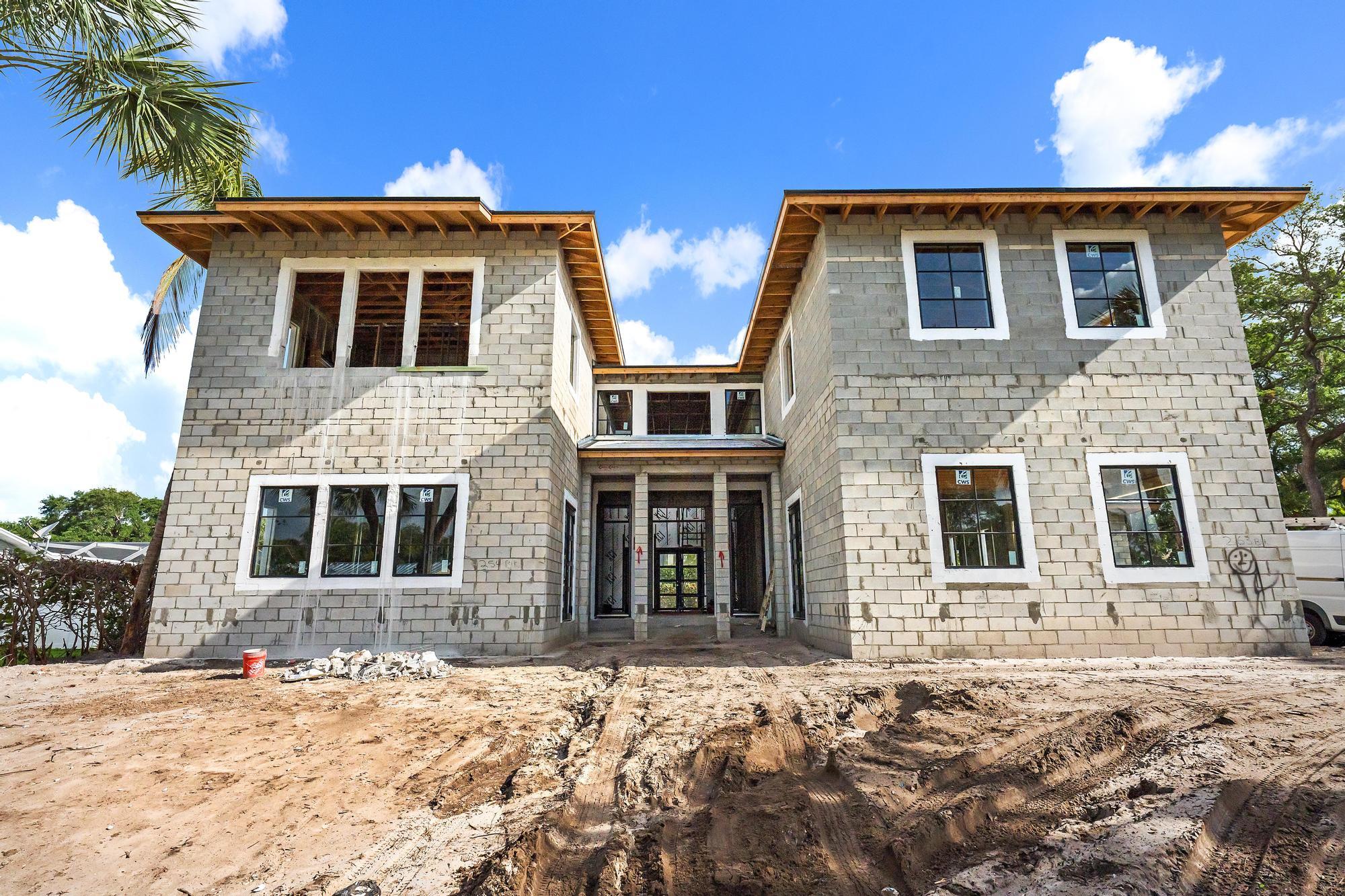 WINDSOR EST - Residential