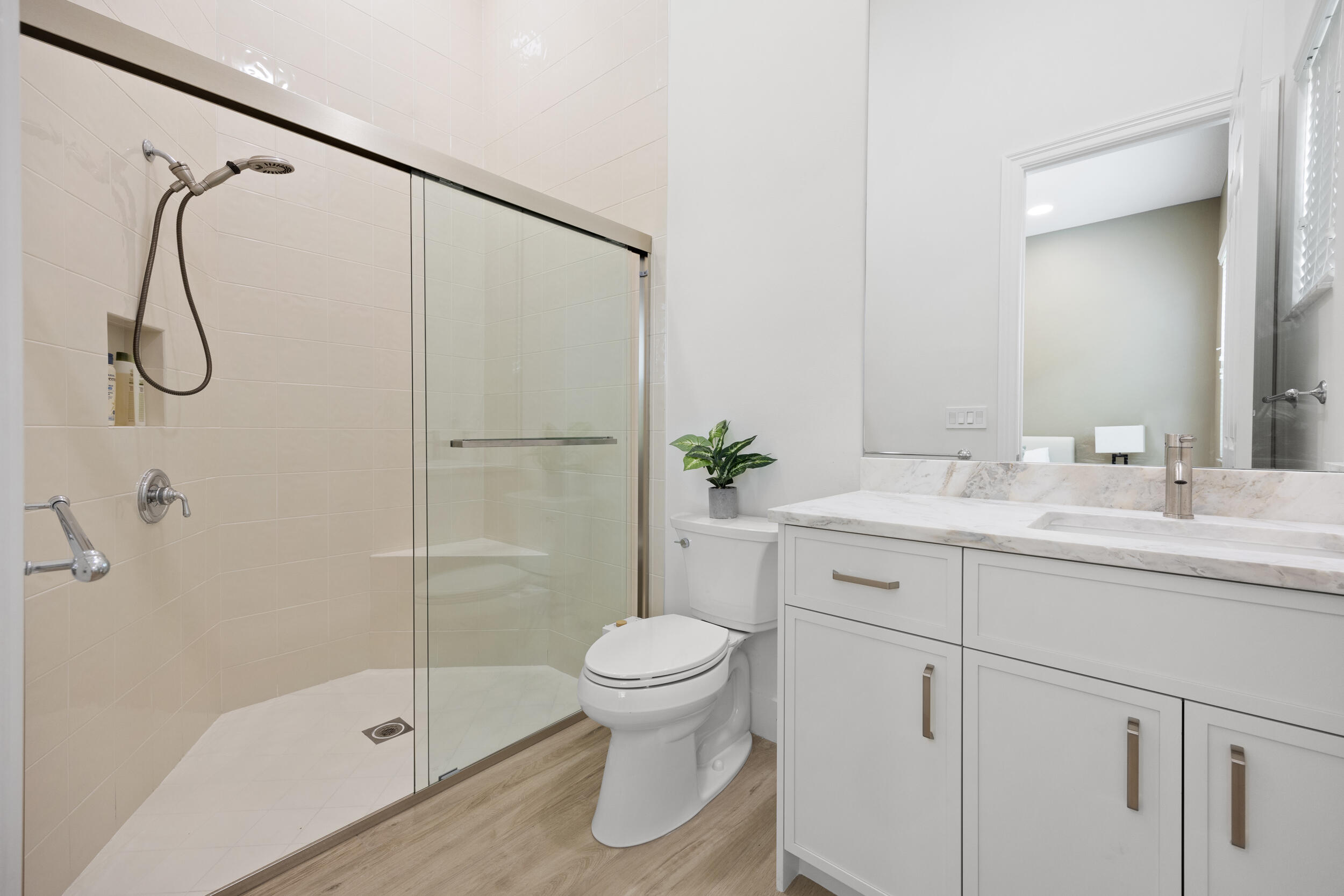 VERSAILLES - Residential