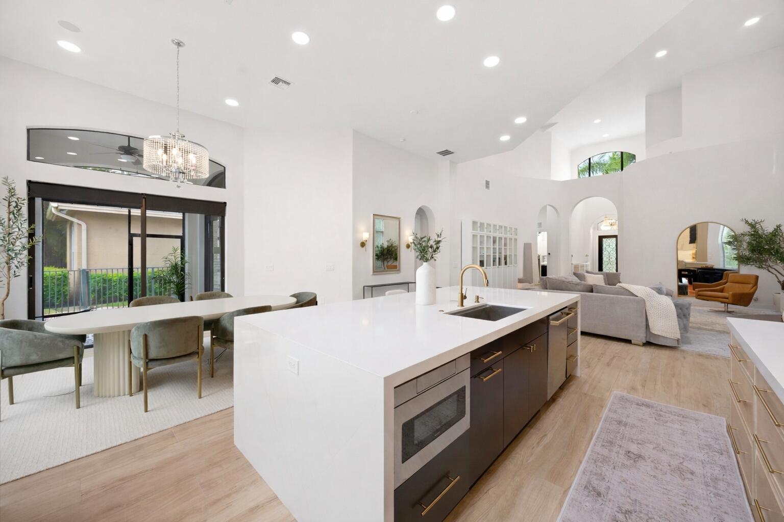 VERSAILLES - Residential