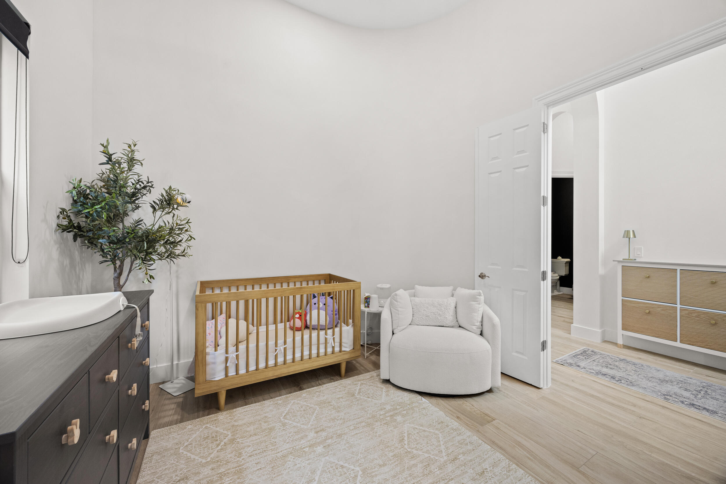 VERSAILLES - Residential