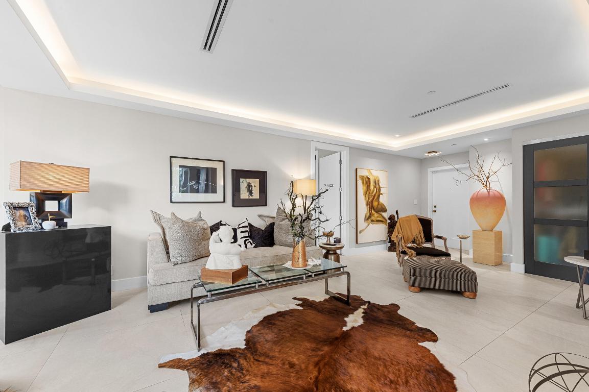 7819 Lakeside Boulevard 814