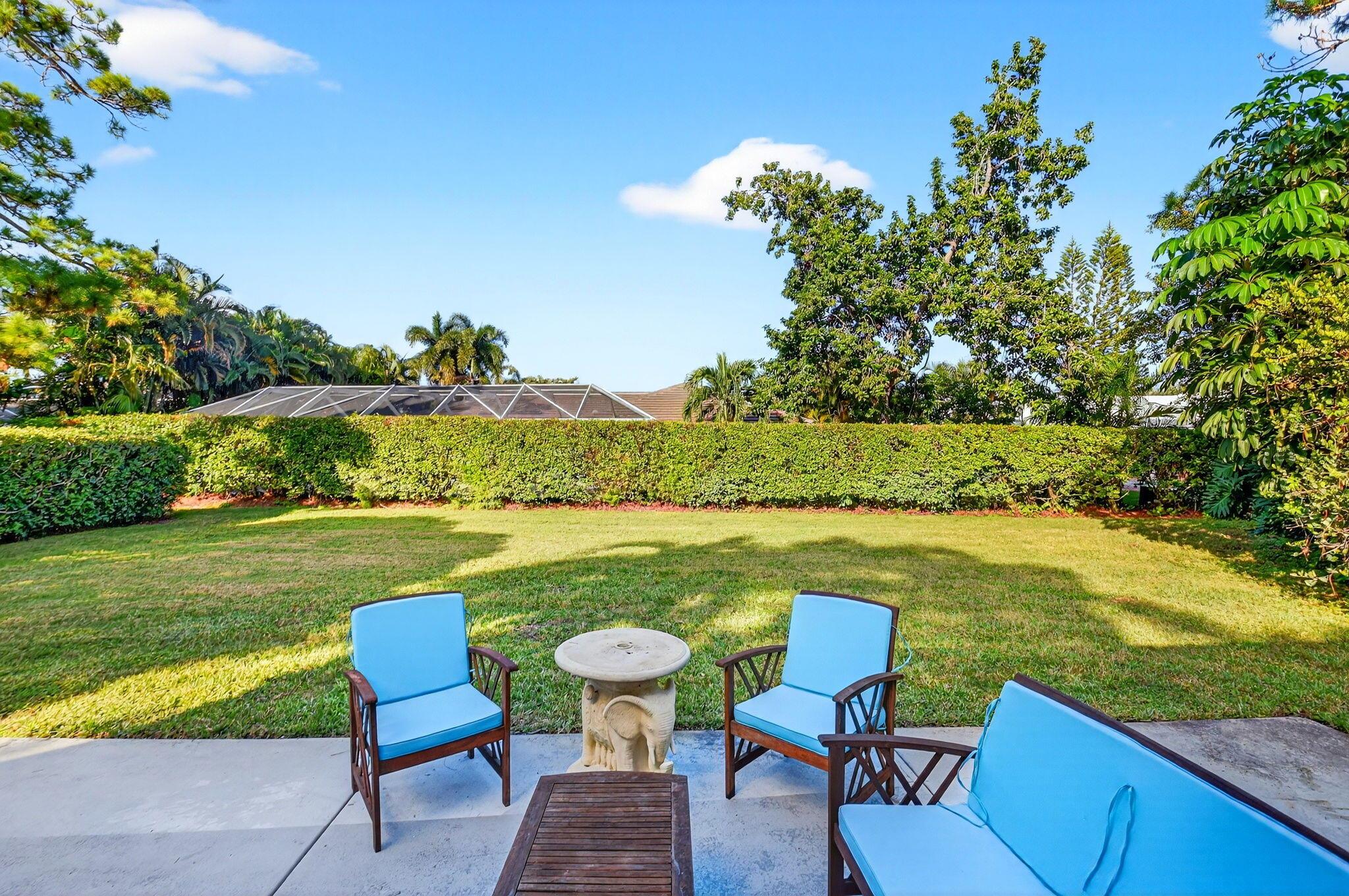 PINE VILLAS 10 - Residential