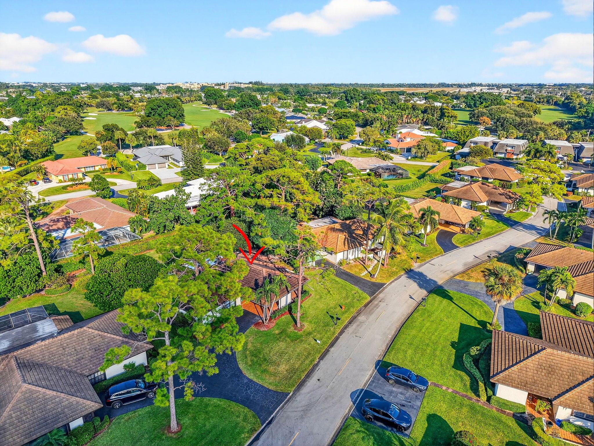 PINE VILLAS 10 - Residential