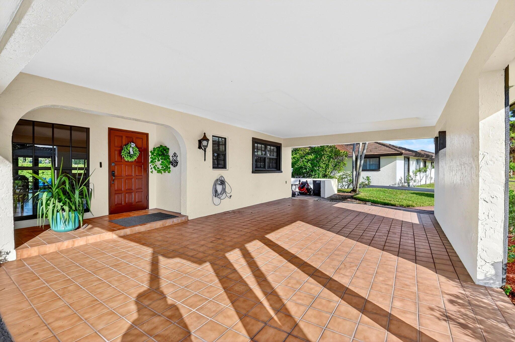 PINE VILLAS 10 - Residential