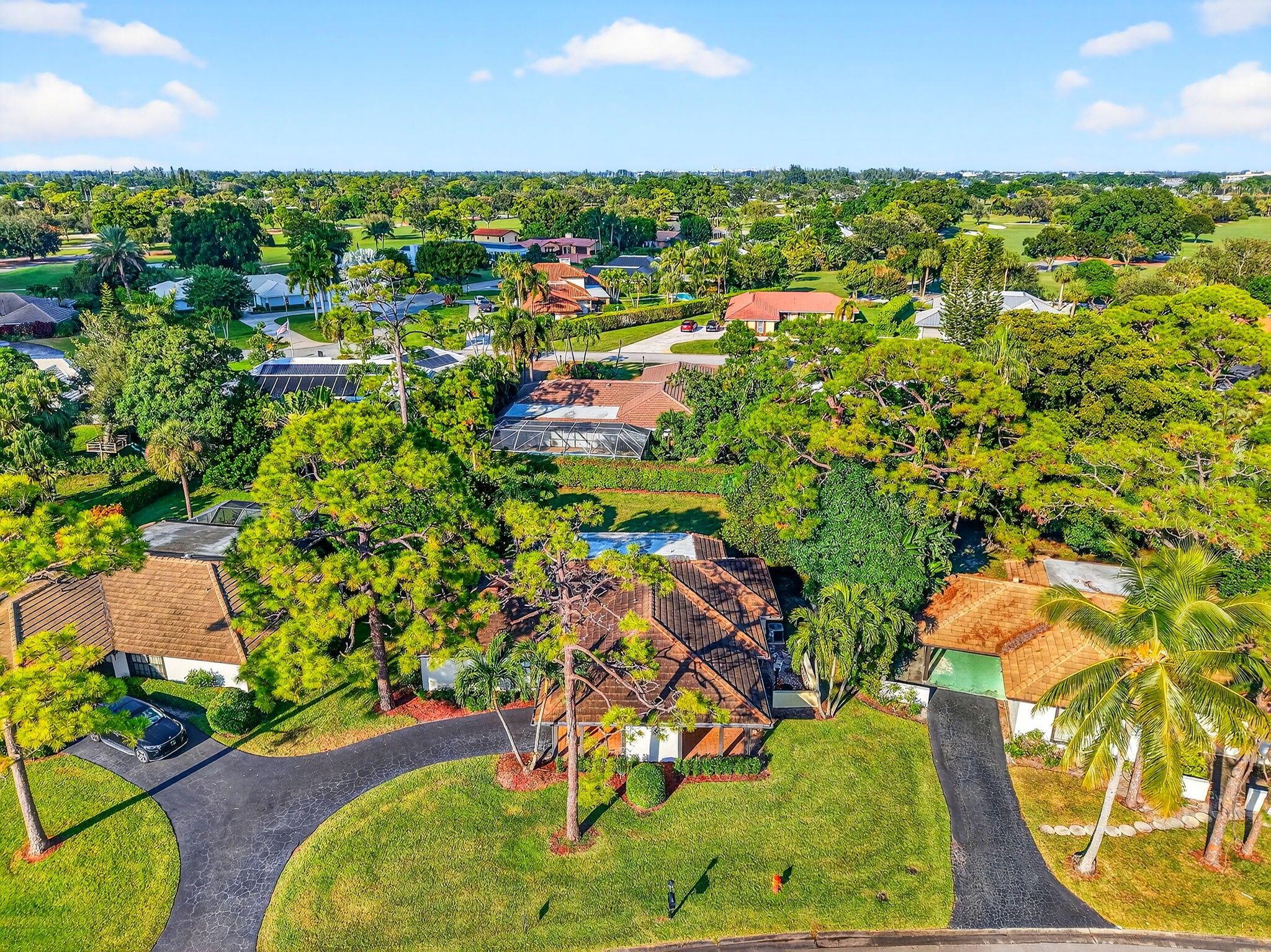 PINE VILLAS 10 - Residential