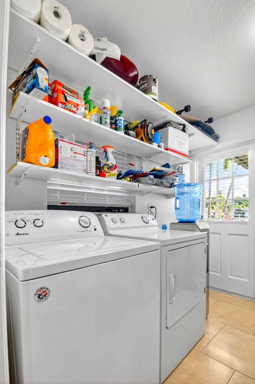 PINE VILLAS 10 - Residential