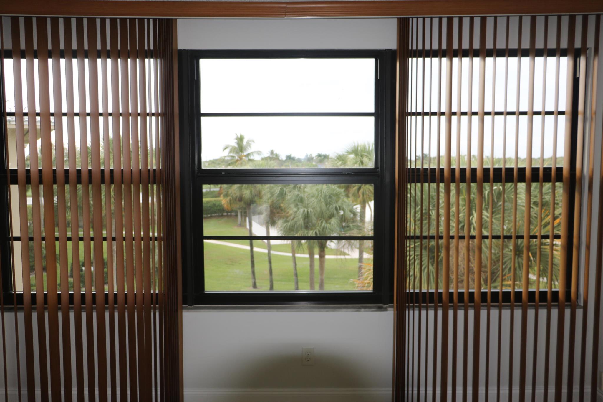 CONDS 1 THUR 20 OF WHITEH - Residential