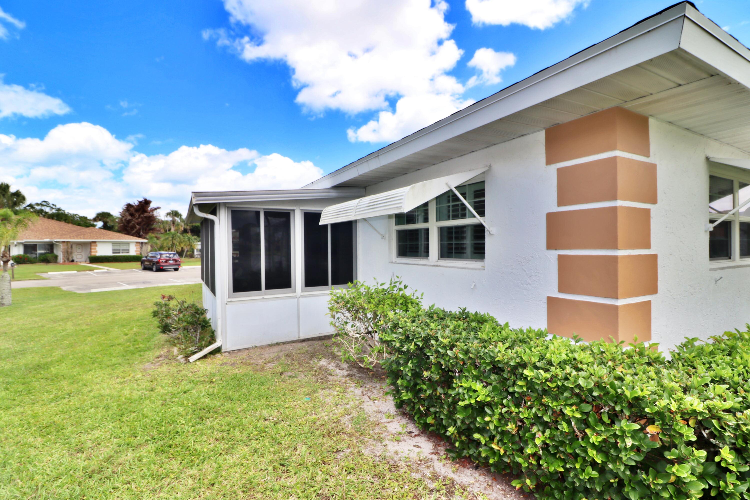 HIGH POINT OF FORT PIERCE CONDOMINIUM SECTION 3 - Residential