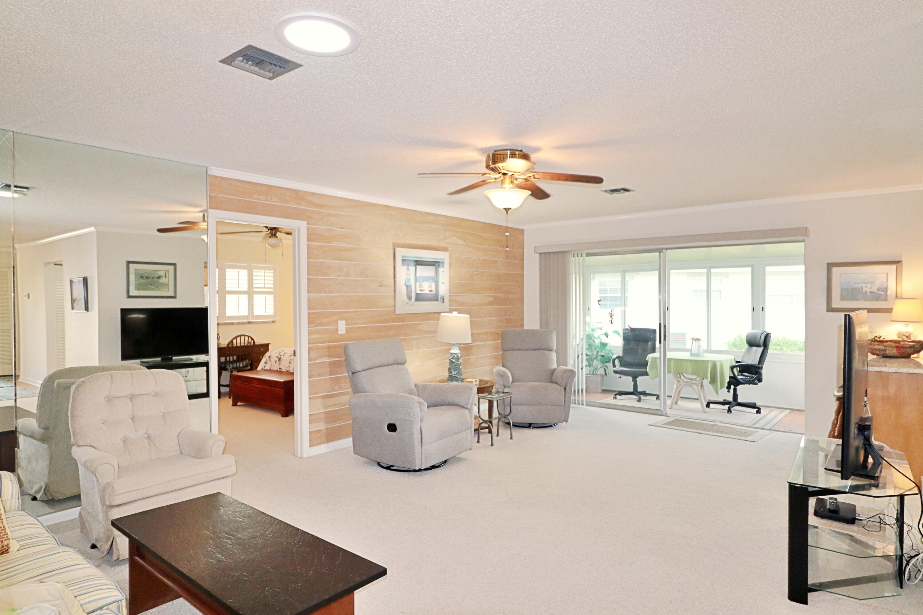 HIGH POINT OF FORT PIERCE CONDOMINIUM SECTION 3 - Residential