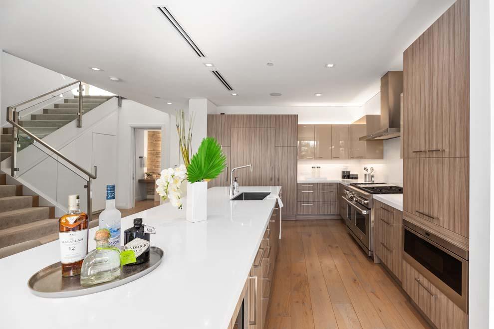 SEAGATE YACHT CLUB - Residential