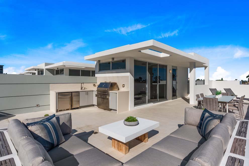 SEAGATE YACHT CLUB - Residential