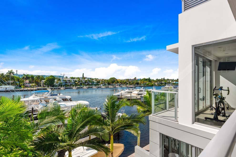 SEAGATE YACHT CLUB - Residential