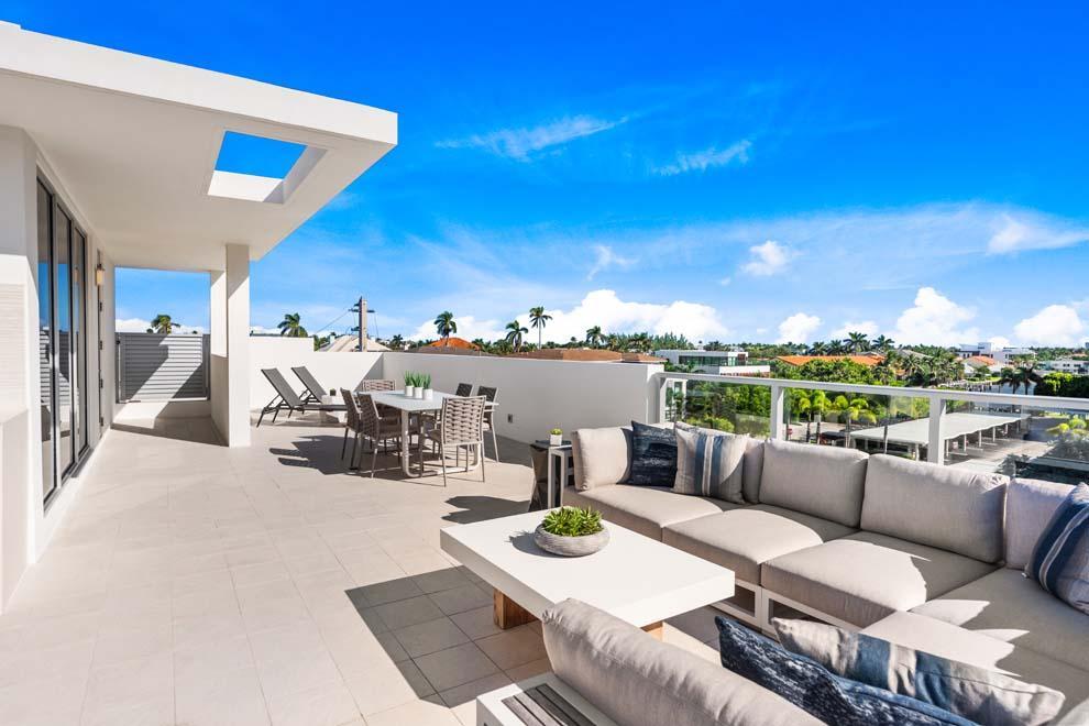 SEAGATE YACHT CLUB - Residential