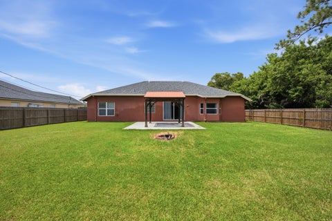 Tiny photo for 1526 SW MULLINAX Avenue, Port Saint Lucie, FL 34953 (MLS # B26059851)