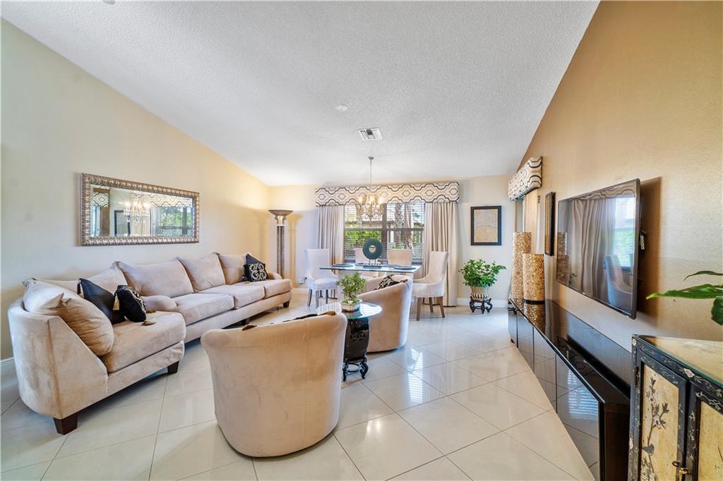 Shangri-La at Woodmont - Residential