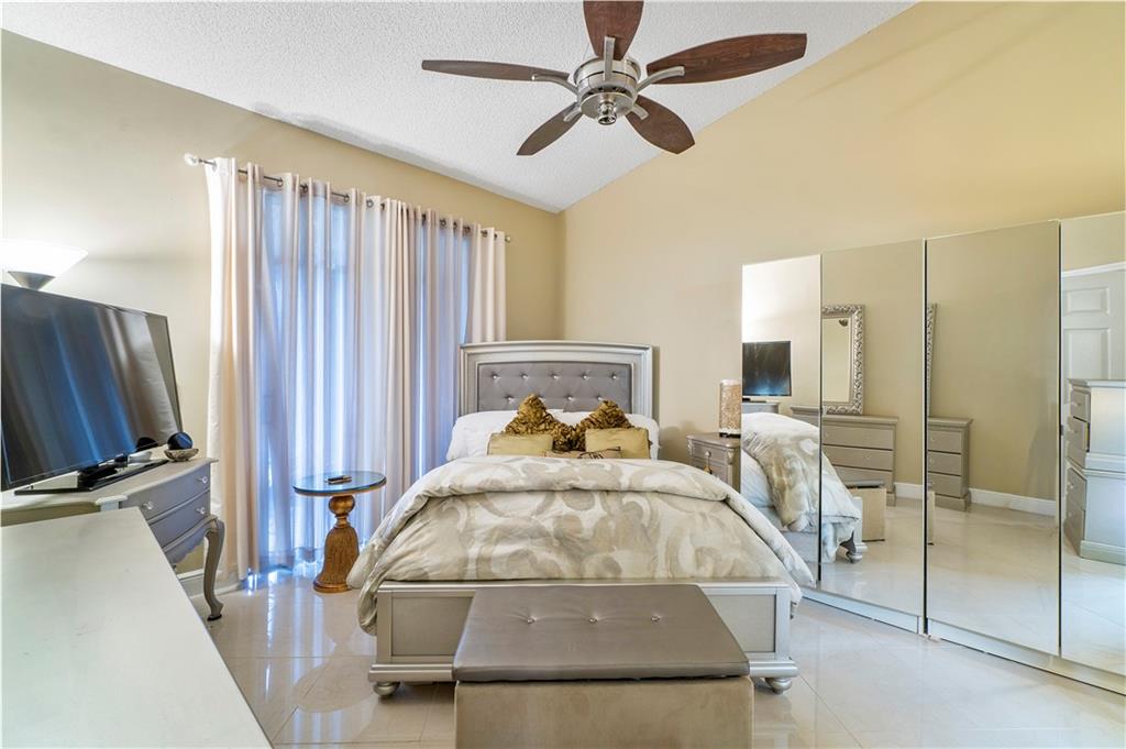 Shangri-La at Woodmont - Residential