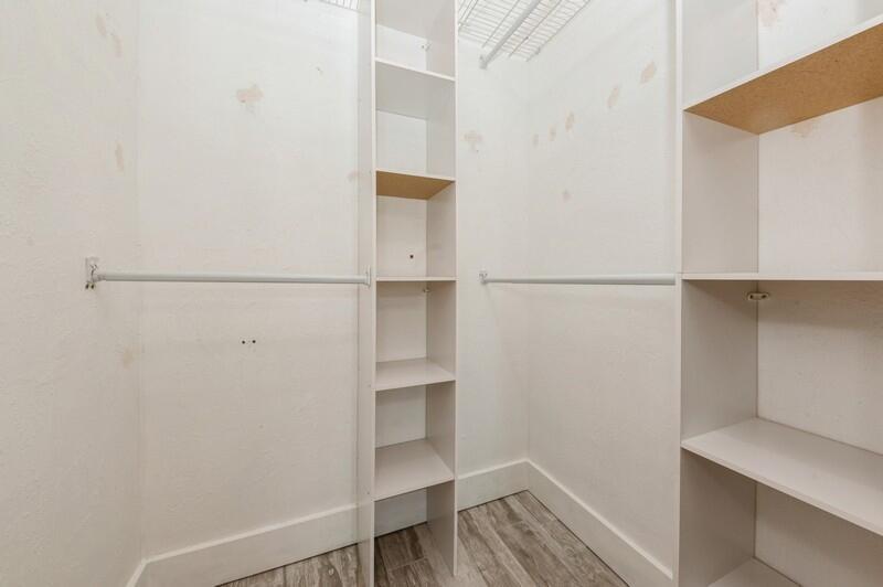 TALLMAN PINES 2ND SEC - Residential