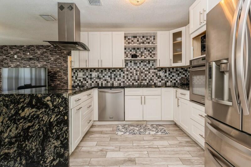 TALLMAN PINES 2ND SEC - Residential