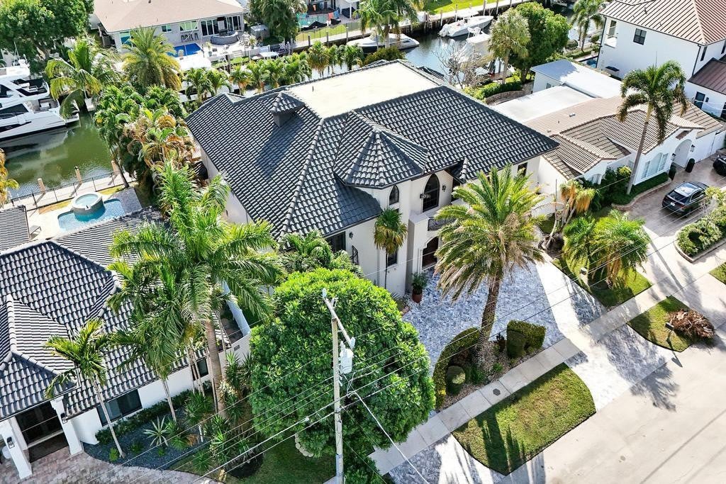 2340 NE 47TH Street