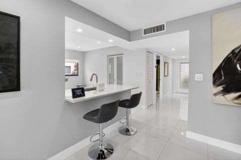 Tiny photo for 15401 Pembridge Avenue #15, Delray Beach, FL 33484 (MLS # B26034142)