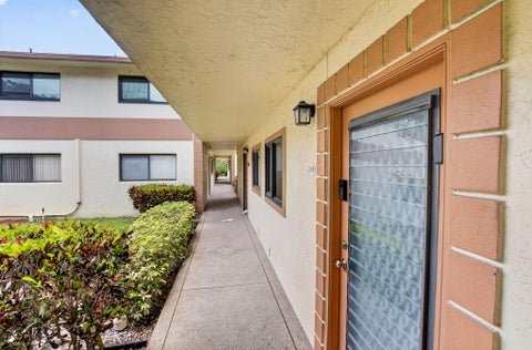Tiny photo for 15401 Pembridge Avenue #15, Delray Beach, FL 33484 (MLS # B26034142)