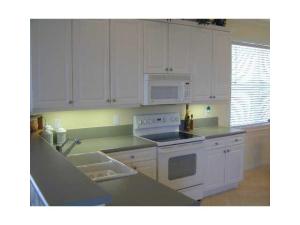 ISOLA BELLA - Residential Lease